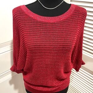 T/O Woman's Shimmering Sweater Large Red Pullover Short Sleeve Knit Sweater